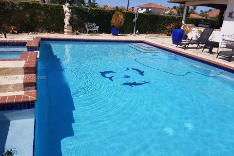 Снять в аренду виллу или дом в Майами, Флорида 3 спальни, 134.06м2, № 2025518 - фото 6