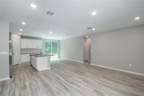 Casa en venta en Ocala, Florida, 3 dormitorios, 134.34 m2 № 1760261 - foto 8