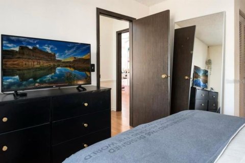 Condominio en alquiler en Orlando, Florida, 2 dormitorios, 92.53 m2 № 2105165 - foto 10