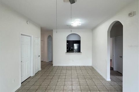 Condo in Orlando, Florida, 3 bedrooms  № 2150023 - photo 16
