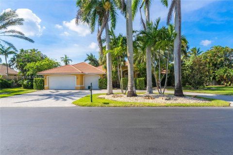 House in Davie, Florida 7 bedrooms, 438.31 sq.m. № 2043088 - photo 6