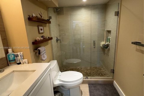 Condominio en venta en Miami, Florida, 1 dormitorio, 74.69 m2 № 2056332 - foto 12
