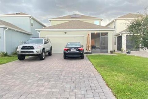 House in Orlando, Florida 5 bedrooms, 227.8 sq.m. № 1915405 - photo 21