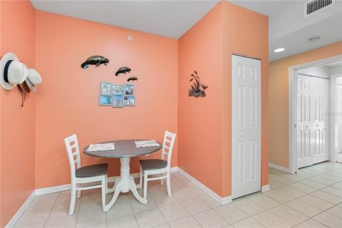 Copropriété à vendre à Bradenton, Floride: 2 chambres, 122.63 m2 № 1651691 - photo 12