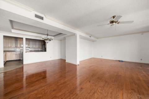 Condo in Clearwater, Florida, 3 bedrooms  № 2106225 - photo 8