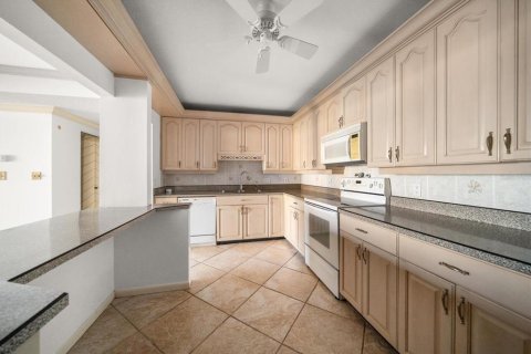 Condo in Clearwater, Florida, 3 bedrooms  № 2106225 - photo 9