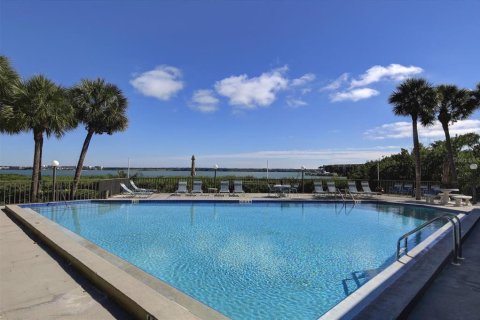 Condo in Clearwater, Florida, 3 bedrooms  № 2106225 - photo 25
