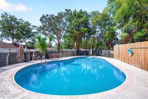 House in Hudson, Florida 4 bedrooms, 218.13 sq.m. № 2201272 - photo 2