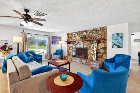 House in Hudson, Florida 4 bedrooms, 218.13 sq.m. № 2201272 - photo 8