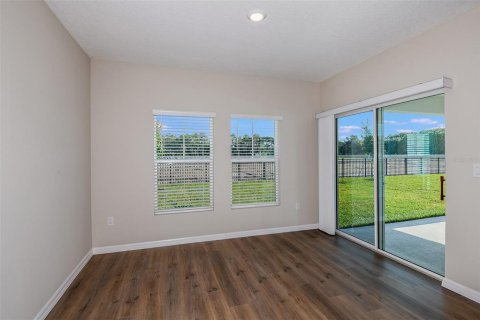 Villa ou maison à vendre à Zephyrhills, Floride: 5 chambres, 279.73 m2 № 2150283 - photo 19