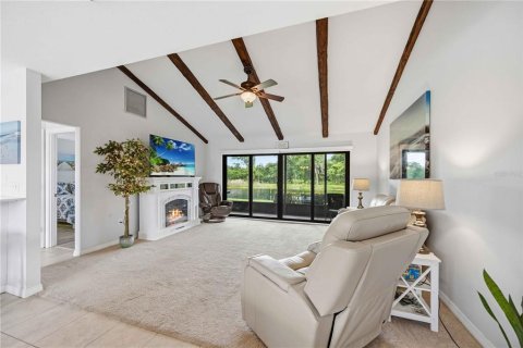 Villa ou maison à vendre à Sarasota, Floride: 2 chambres, 127.65 m2 № 2142573 - photo 9