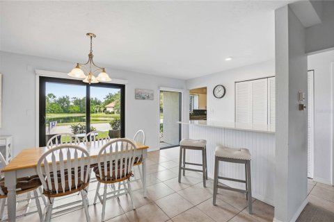 Villa ou maison à vendre à Sarasota, Floride: 2 chambres, 127.65 m2 № 2142573 - photo 22