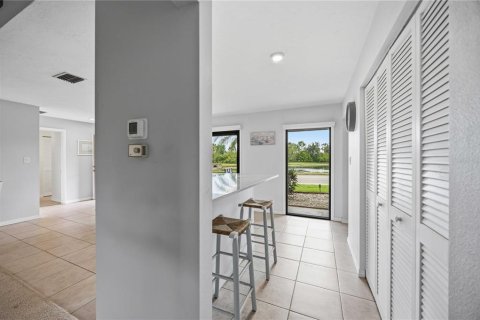 Villa ou maison à vendre à Sarasota, Floride: 2 chambres, 127.65 m2 № 2142573 - photo 19