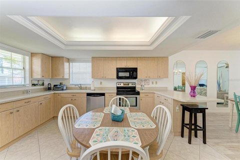 Villa ou maison à vendre à Bradenton, Floride: 2 chambres, 154.96 m2 № 2196113 - photo 9