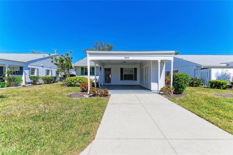 Villa ou maison à vendre à Bradenton, Floride: 2 chambres, 154.96 m2 № 2196113 - photo 3