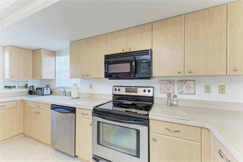 Villa ou maison à vendre à Bradenton, Floride: 2 chambres, 154.96 m2 № 2196113 - photo 11