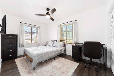 House in Fort Lauderdale, Florida 3 bedrooms, 93.83 sq.m. № 2081618 - photo 17