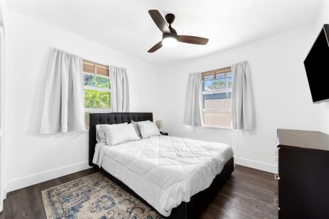 House in Fort Lauderdale, Florida 3 bedrooms, 93.83 sq.m. № 2081618 - photo 16
