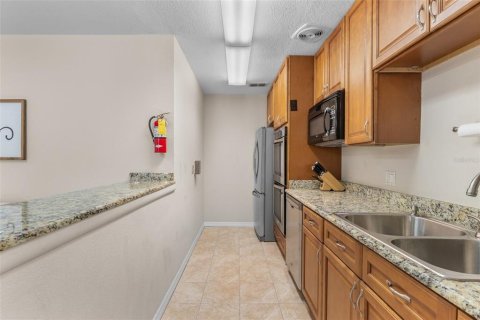 Condo in Punta Gorda, Florida, 2 bedrooms  № 1679671 - photo 30