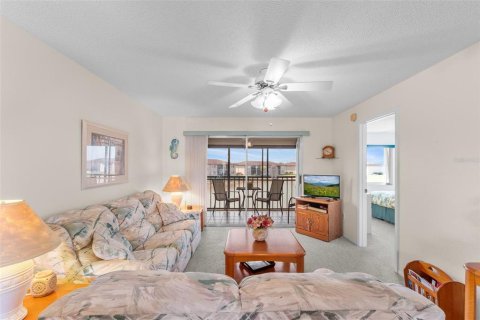 Condo in Punta Gorda, Florida, 2 bedrooms  № 1679671 - photo 7