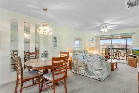 Condo in Punta Gorda, Florida, 2 bedrooms  № 1679671 - photo 6