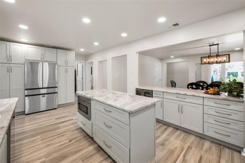 Casa en venta en Tarpon Springs, Florida, 3 dormitorios, 231.88 m2 № 1747784 - foto 24