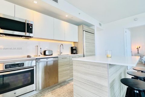 Copropriété à louer à Miami, Floride: 2 chambres, 77.57 m2 № 1878895 - photo 6
