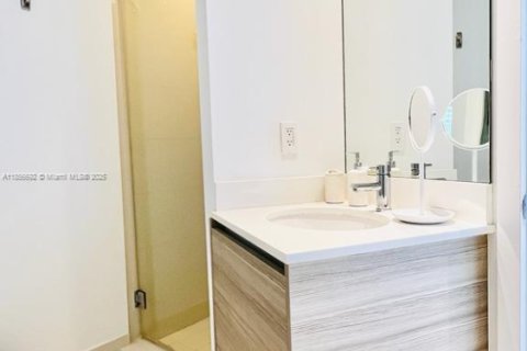 Copropriété à louer à Miami, Floride: 2 chambres, 77.57 m2 № 1878895 - photo 24