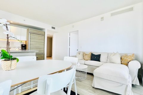 Copropriété à louer à Miami, Floride: 2 chambres, 77.57 m2 № 1878895 - photo 10