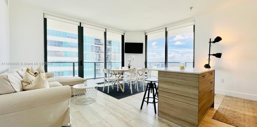 Condo à Miami, Floride, 2 chambres  № 1878895