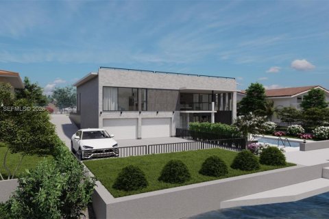 House in Miami Shores, Florida 3 bedrooms, 283.17 sq.m. № 2242636 - photo 4