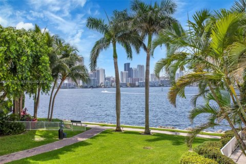 Copropriété à vendre à Aventura, Floride: 2 chambres, 126.81 m2 № 2076470 - photo 14