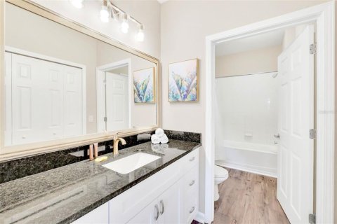 Condo in Winter Garden, Florida, 3 bedrooms  № 2394048 - photo 19