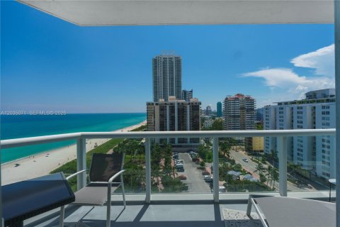 Copropriété à louer à Miami Beach, Floride: 1 chambre, 76.09 m2 № 2253402 - photo 24