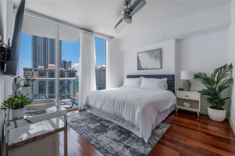 Copropriété à louer à Miami Beach, Floride: 1 chambre, 76.09 m2 № 2253402 - photo 5