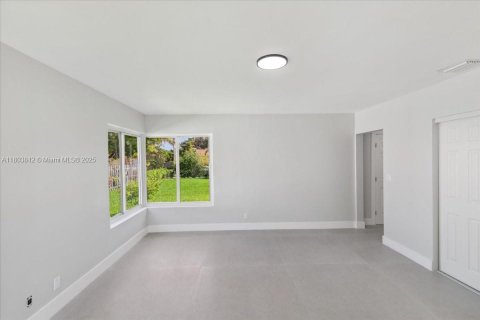 Купить виллу или дом в Холливуд, Флорида 3 спальни, 206.34м2, № 2034553 - фото 21