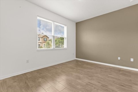 House in Winter Garden, Florida 4 bedrooms, 287.16 sq.m. № 1781369 - photo 25