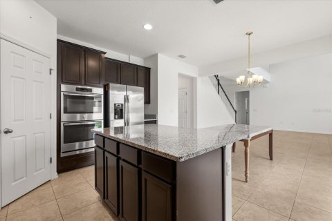House in Winter Garden, Florida 4 bedrooms, 287.16 sq.m. № 1781369 - photo 8