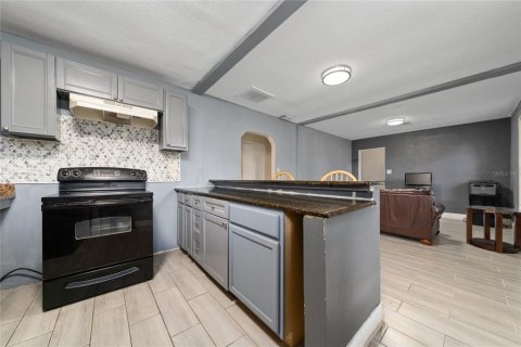 Casa en venta en Orlando, Florida, 3 dormitorios, 135.64 m2 № 1901410 - foto 11