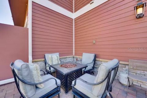 Adosado en venta en Kissimmee, Florida, 5 dormitorios, 201.51 m2 № 1918565 - foto 5