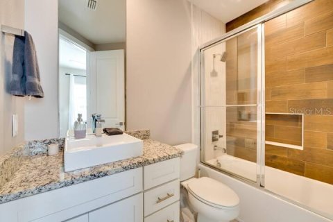 Adosado en venta en Kissimmee, Florida, 5 dormitorios, 201.51 m2 № 1918565 - foto 22