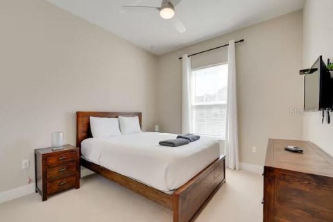 Adosado en venta en Kissimmee, Florida, 5 dormitorios, 201.51 m2 № 1918565 - foto 23