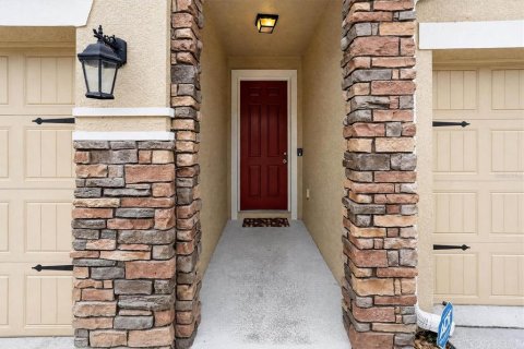 Touwnhouse à vendre à Kissimmee, Floride: 3 chambres, 187.29 m2 № 2284459 - photo 5