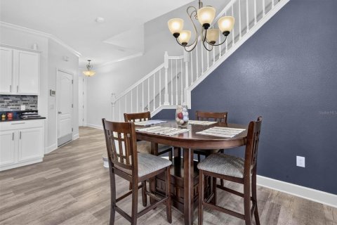 Touwnhouse à vendre à Kissimmee, Floride: 3 chambres, 187.29 m2 № 2284459 - photo 13