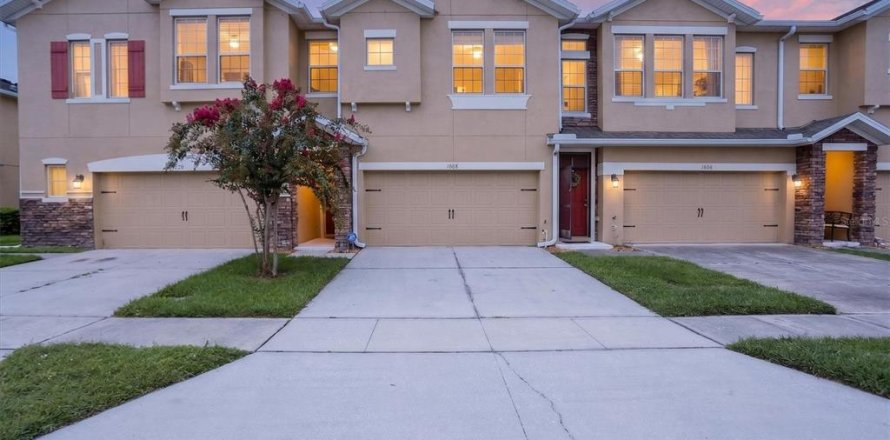 Touwnhouse à Kissimmee, Floride 3 chambres, 187.29 m2 № 2284459