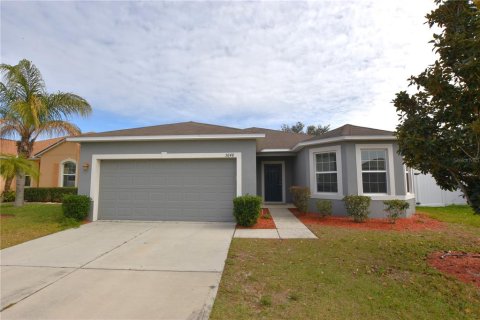Casa en venta en Winter Haven, Florida, 3 dormitorios, 162.67 m2 № 1914980 - foto 1