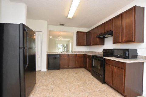 Casa en venta en Winter Haven, Florida, 3 dormitorios, 162.67 m2 № 1914980 - foto 2