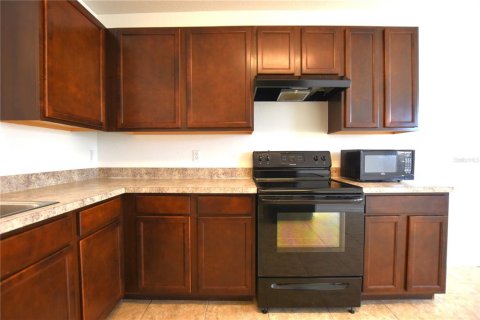 Casa en venta en Winter Haven, Florida, 3 dormitorios, 162.67 m2 № 1914980 - foto 4