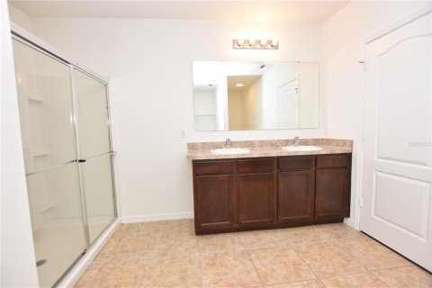 Casa en venta en Winter Haven, Florida, 3 dormitorios, 162.67 m2 № 1914980 - foto 19