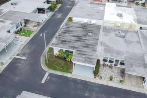 Casa en venta en Largo, Florida, 2 dormitorios, 95.13 m2 № 2299366 - foto 4